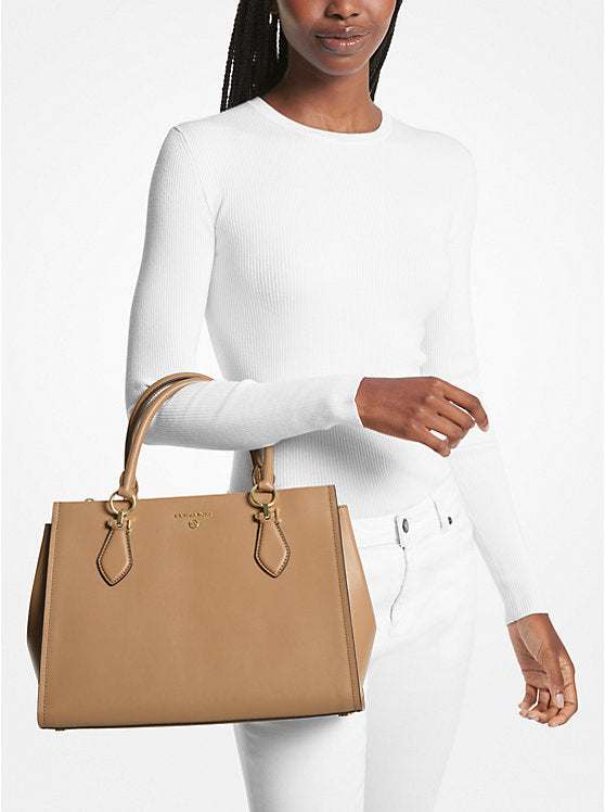https://michaelkors.scene7.com/is/image/MichaelKors/30F2G6AS3L-0220_4?$large$