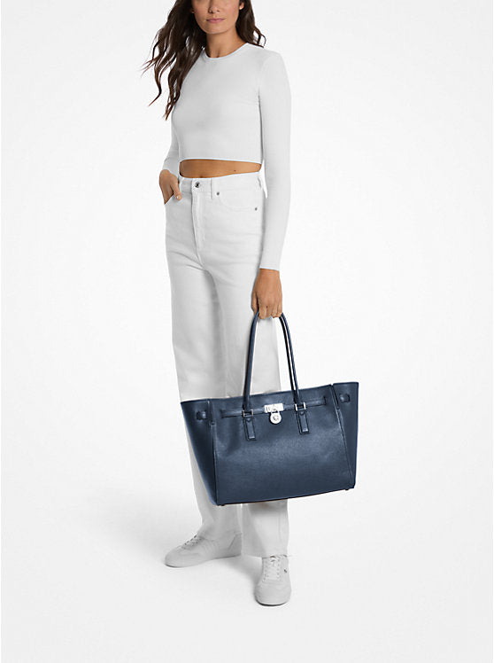 https://michaelkors.scene7.com/is/image/MichaelKors/30F5SNXT3L-9123_4?$large$