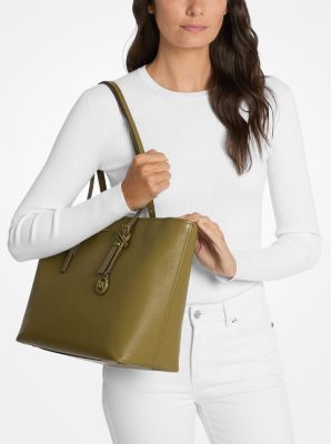 https://michaelkors.scene7.com/is/image/MichaelKors/30F5TQNT9L-0323_4