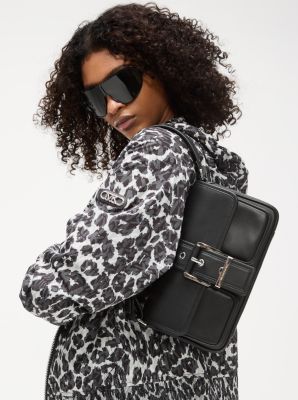 https://michaelkors.scene7.com/is/image/MichaelKors/30S4SBAL2L-0001_7