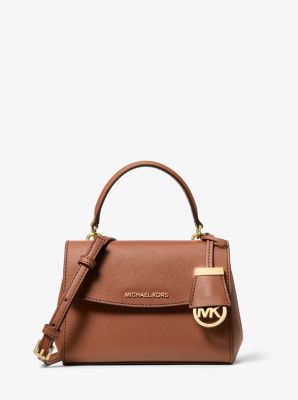 https://michaelkors.scene7.com/is/image/MichaelKors/32F5GAVC1L-0230_1