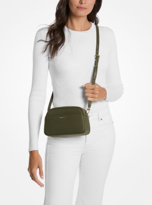 https://michaelkors.scene7.com/is/image/MichaelKors/32F5GJ6C5L-1805_4