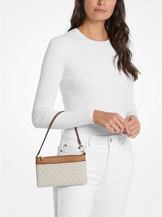 https://michaelkors.scene7.com/is/image/MichaelKors/32F5GJ6F6B-1546_4?$large$