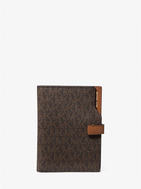https://michaelkors.scene7.com/is/image/MichaelKors/32F5GJ6T1B-1335_1?$large$