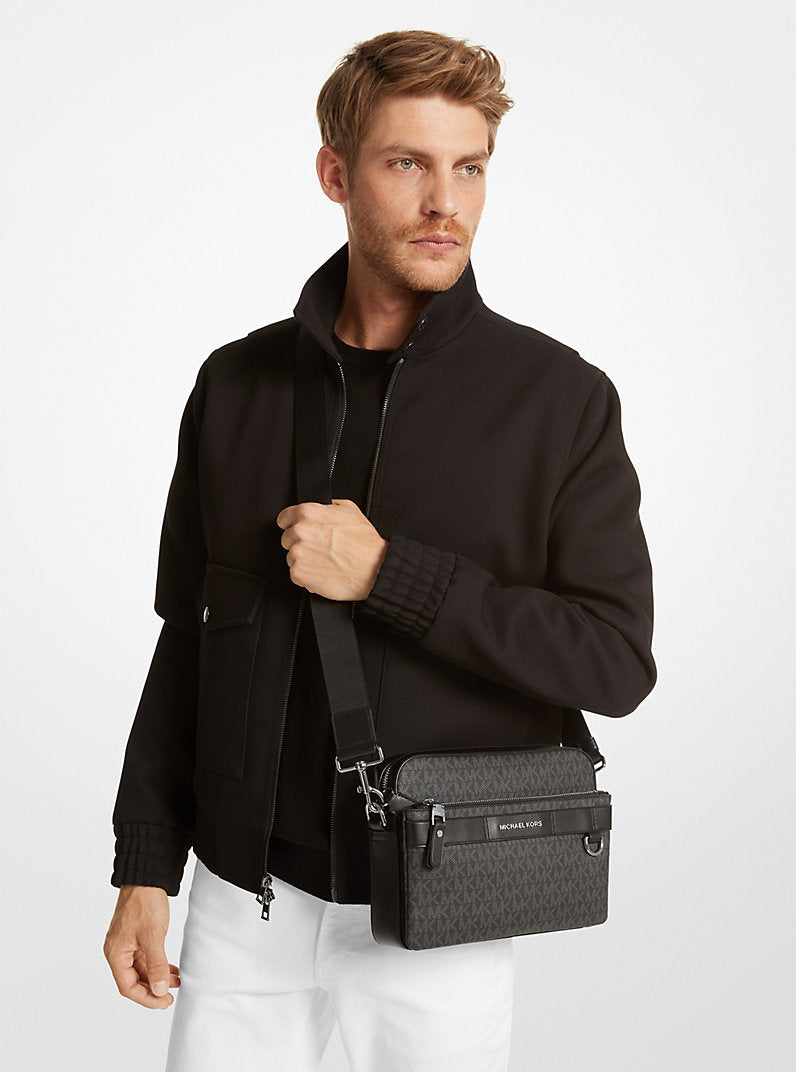 https://michaelkors.scene7.com/is/image/MichaelKors/33F3LHDC5B-0001_4?$pdplarge$
