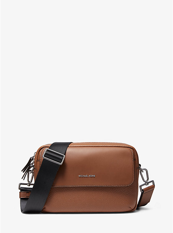 https://michaelkors.scene7.com/is/image/MichaelKors/33S0LHDC5L-0230_1?$large$