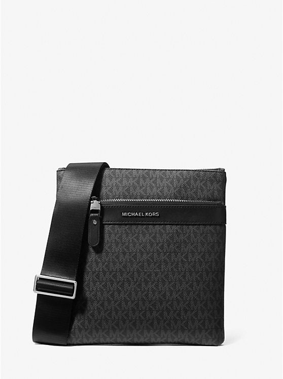 https://michaelkors.scene7.com/is/image/MichaelKors/33T5LHDM1B-0001_1?$large$