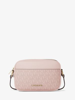 https://michaelkors.scene7.com/is/image/MichaelKors/35R6GTVC1V-7278_1